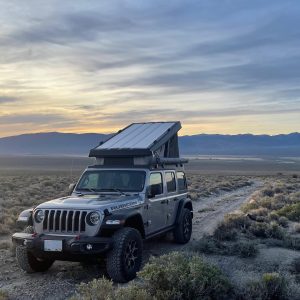 Jeep Wrangler with half slider window